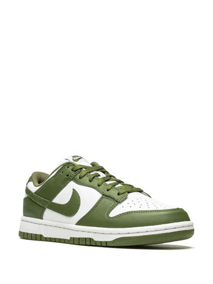 Nike Dunk Medium Olive