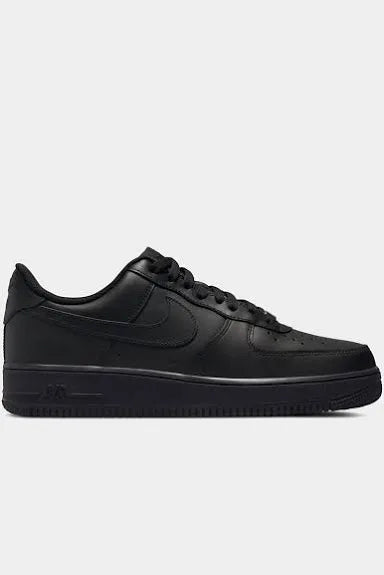 Nike Air Force 1 White & Nike Air Force 1 Black